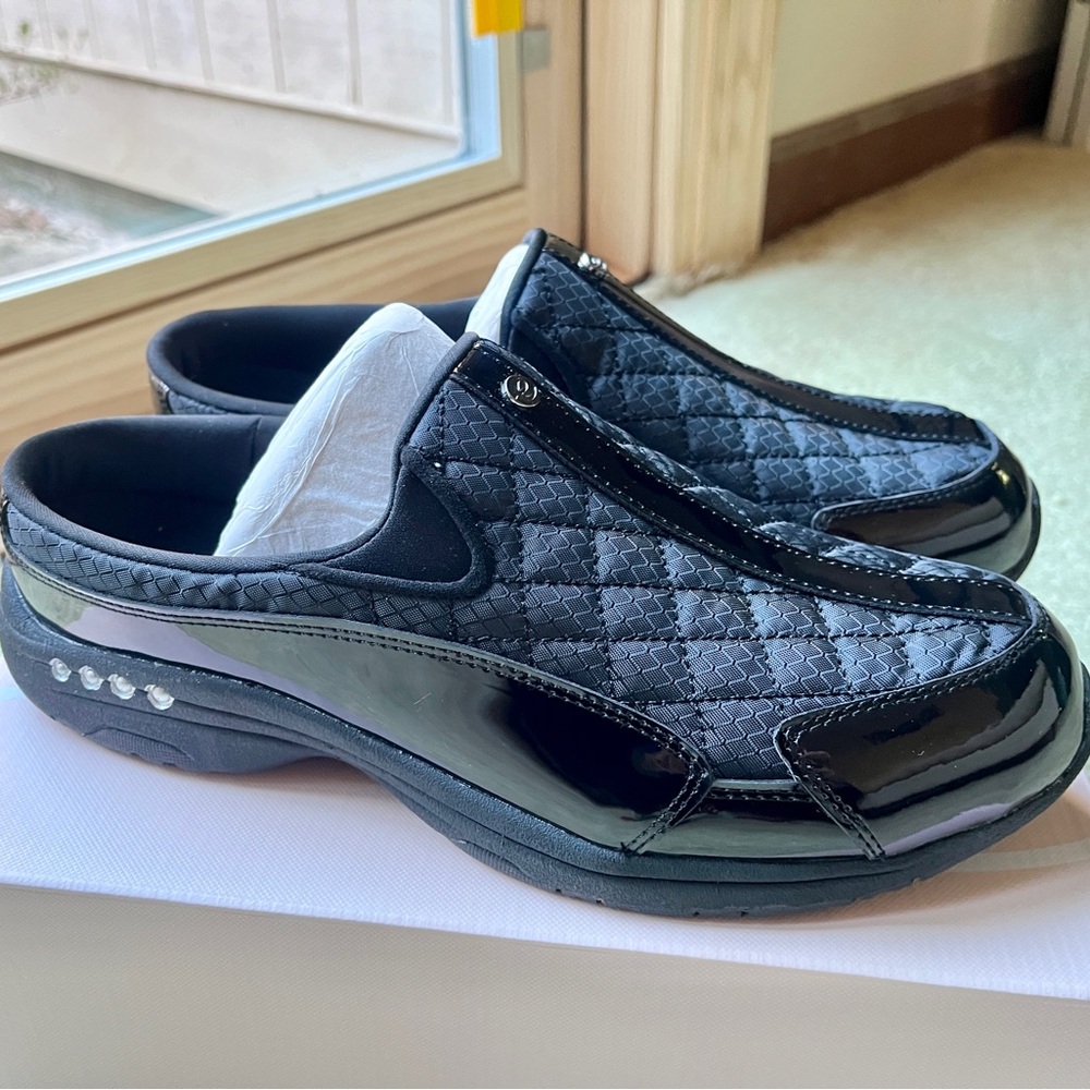 Easy Spirit Traveltime Classic Clog